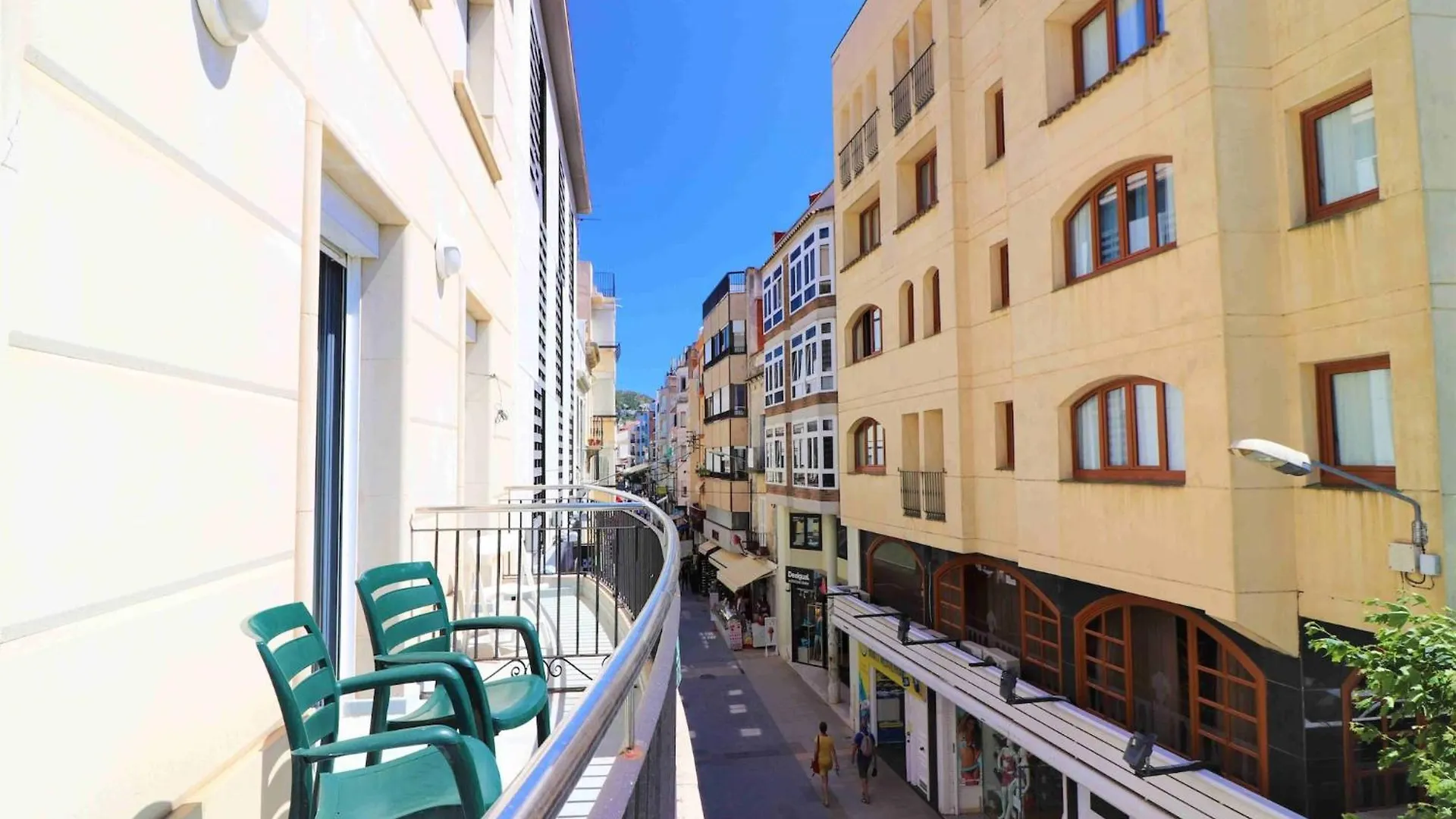 Apartment In Central Location Roses
